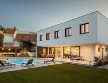 Villa Lumino: Luxe vrijstaande villa aan zee in Dragišina, 5 slaapkamers - thumbnail 6