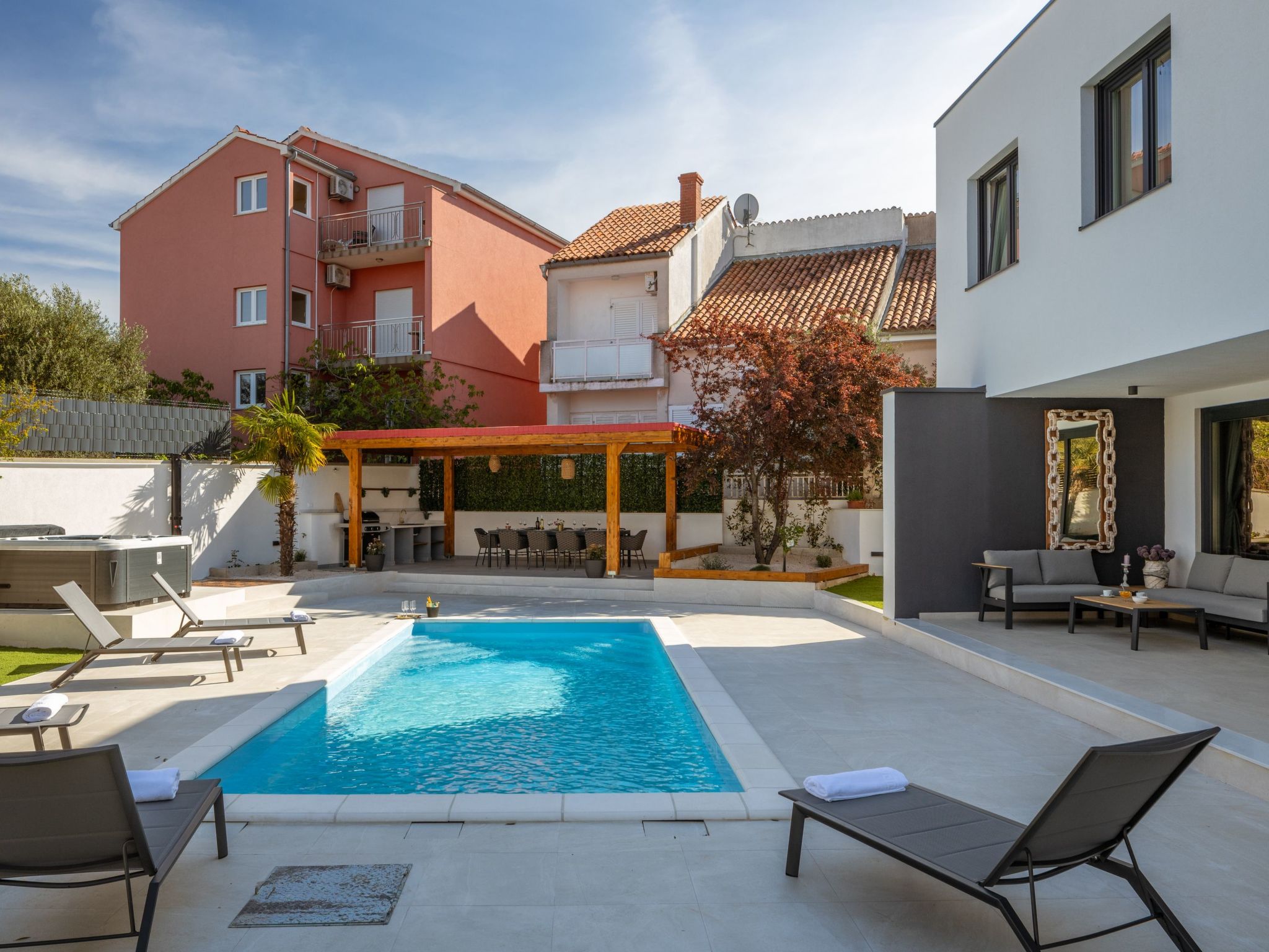 Villa Lumino-Image-tags.info