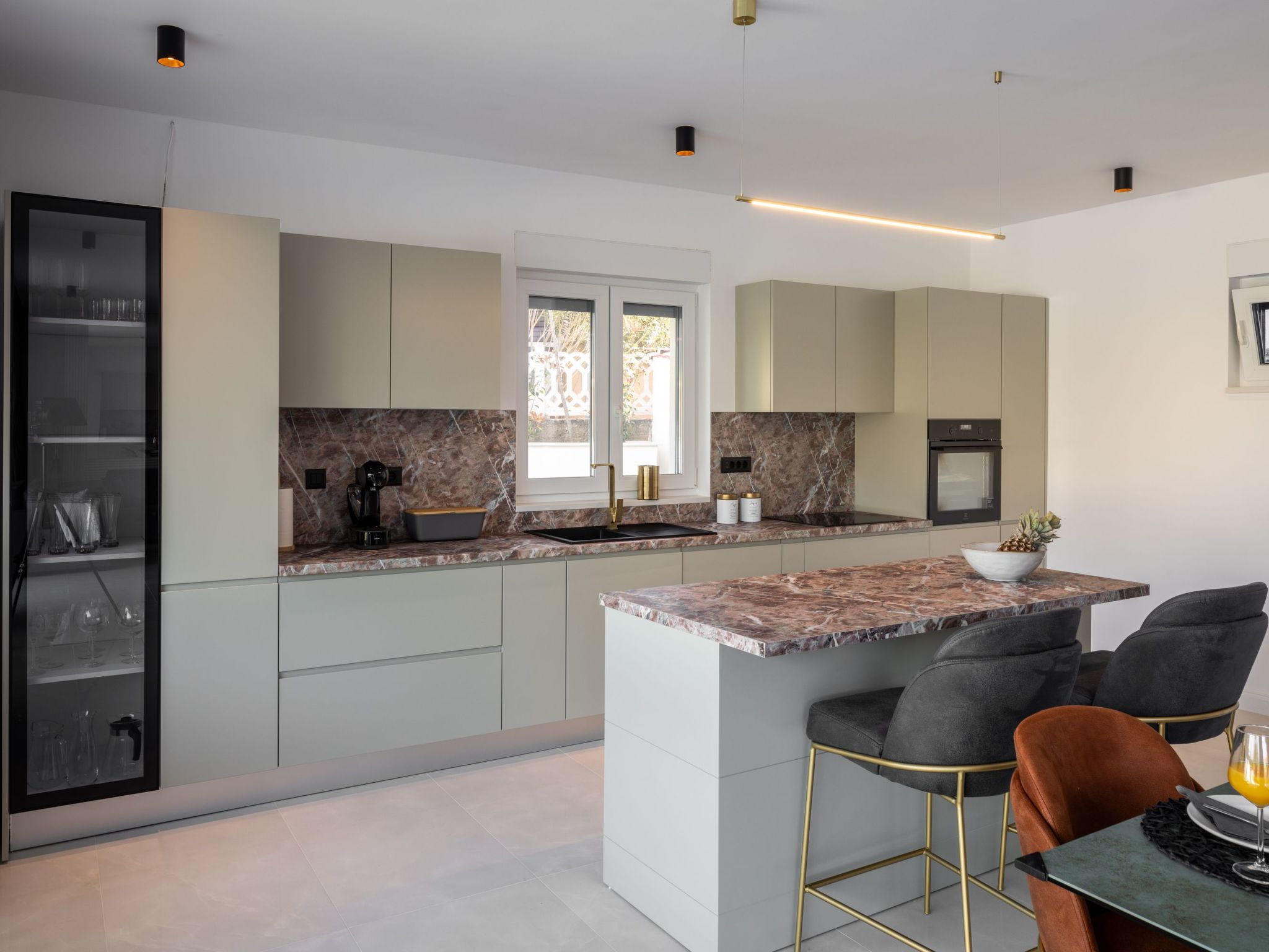 Villa Lumino-Image-tags.info