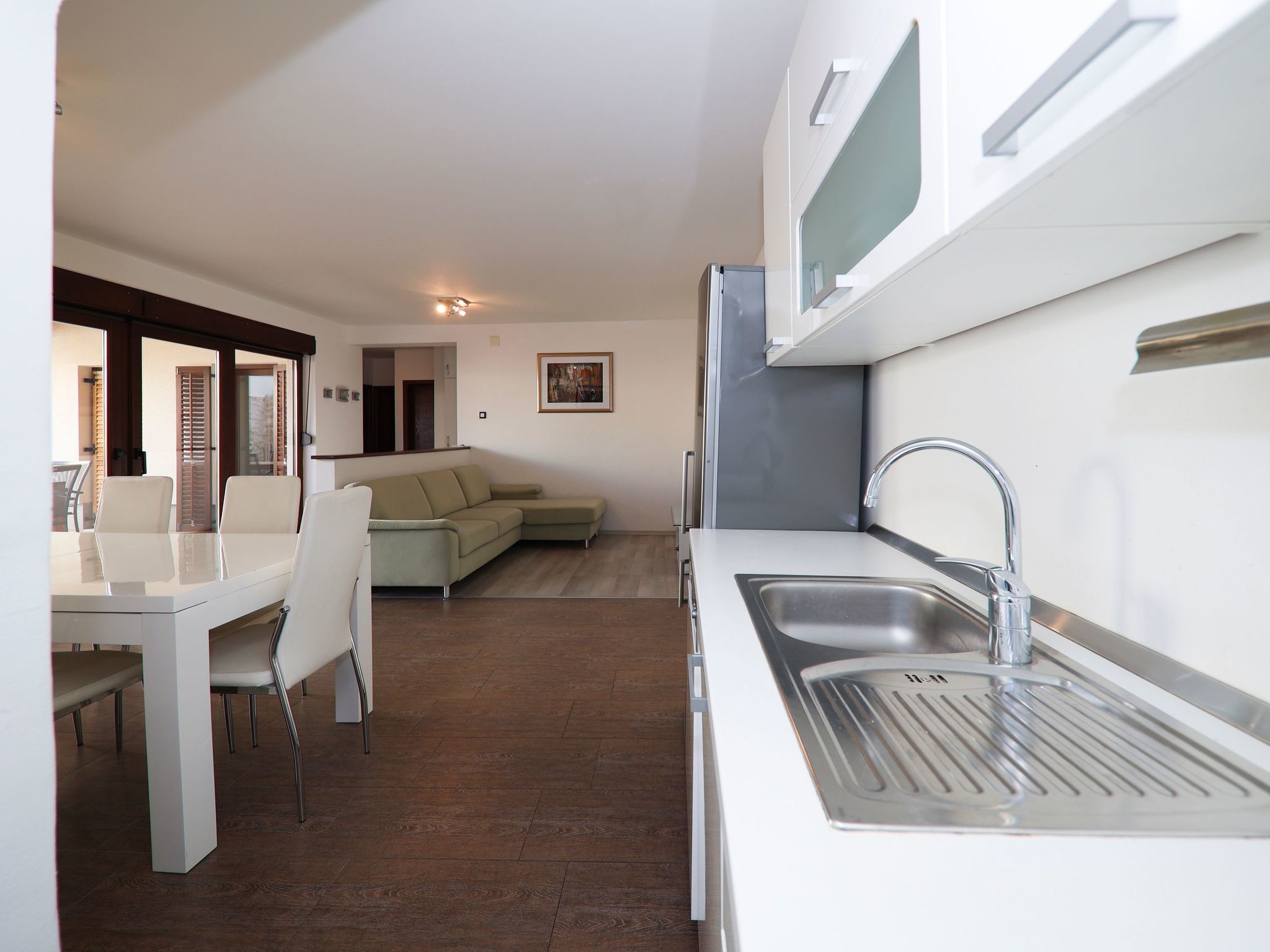 Mit Terrasse-Drinnen