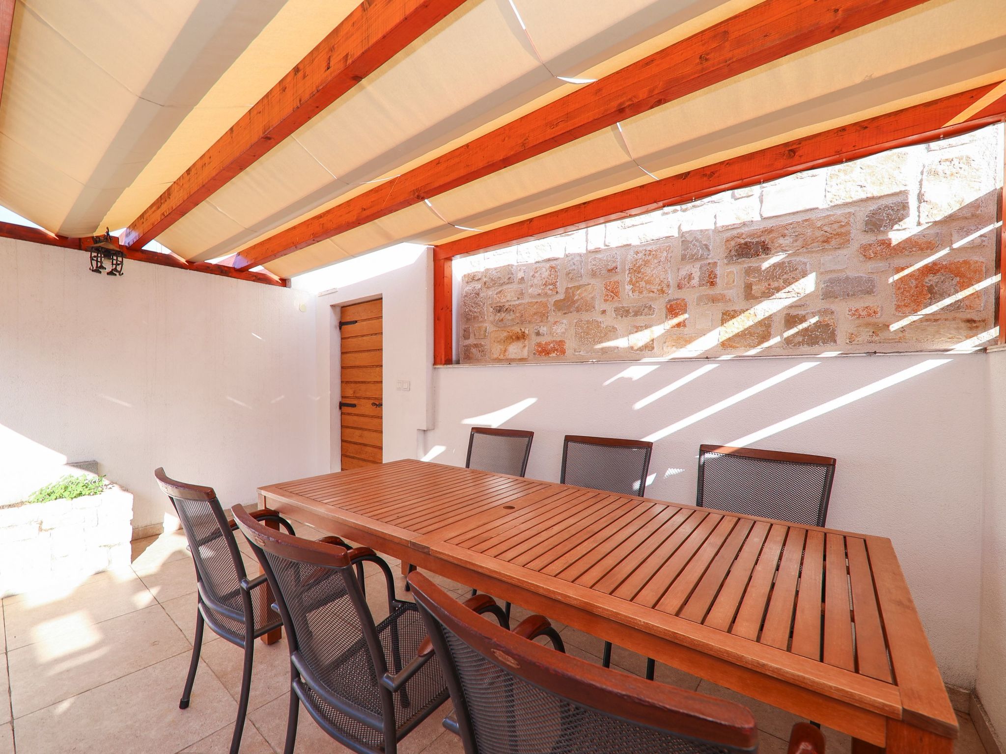 Wohnung mit Garten, Grill und Terrasse