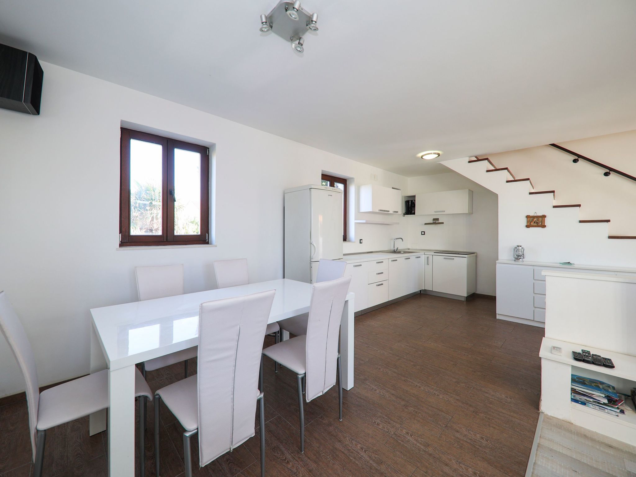 Wohnung mit Garten, Grill und Terrasse-Inside