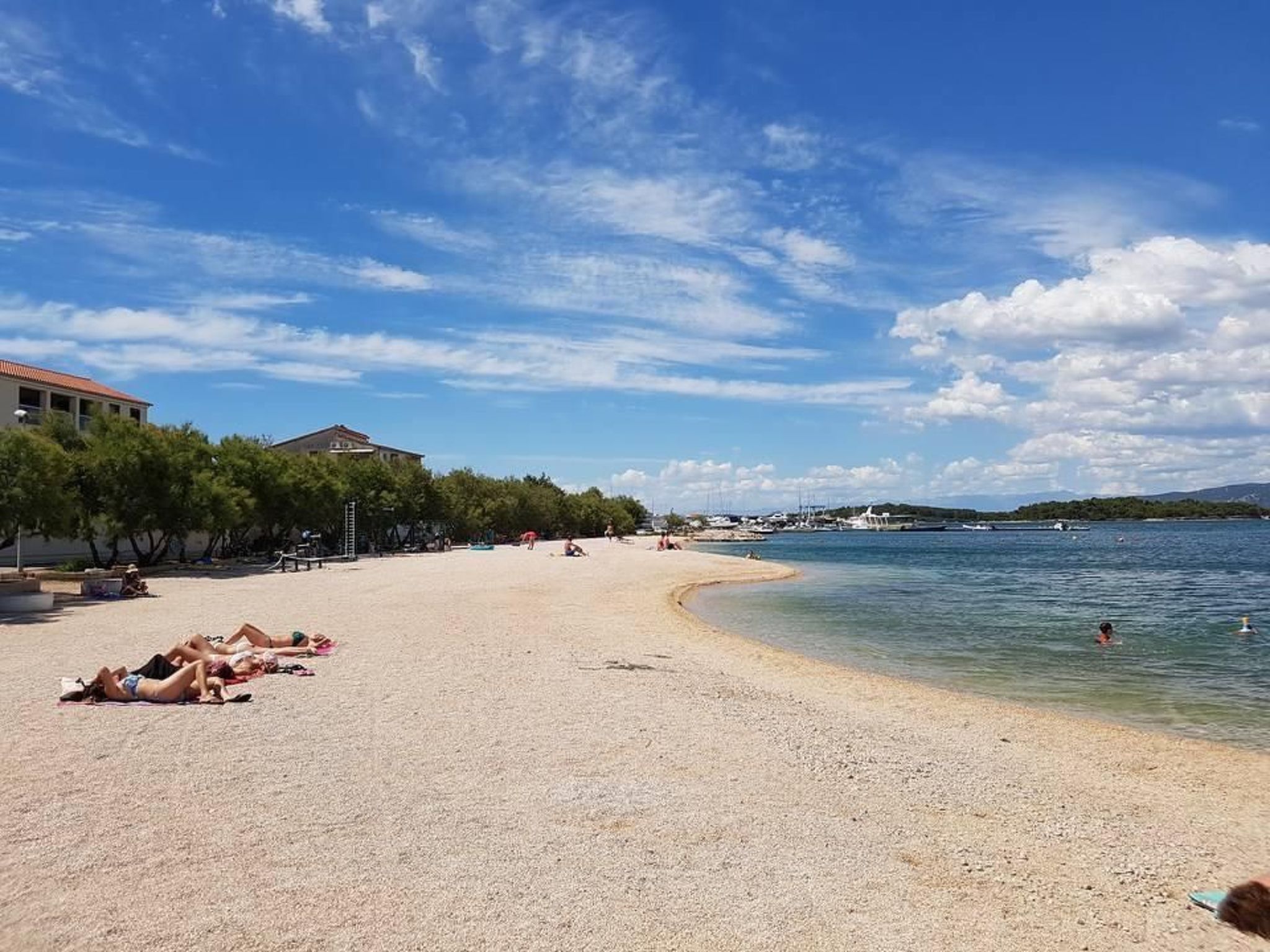 Strandappartement Ana mit Meerblick, Garten, Grillplatz-Image-tags.info