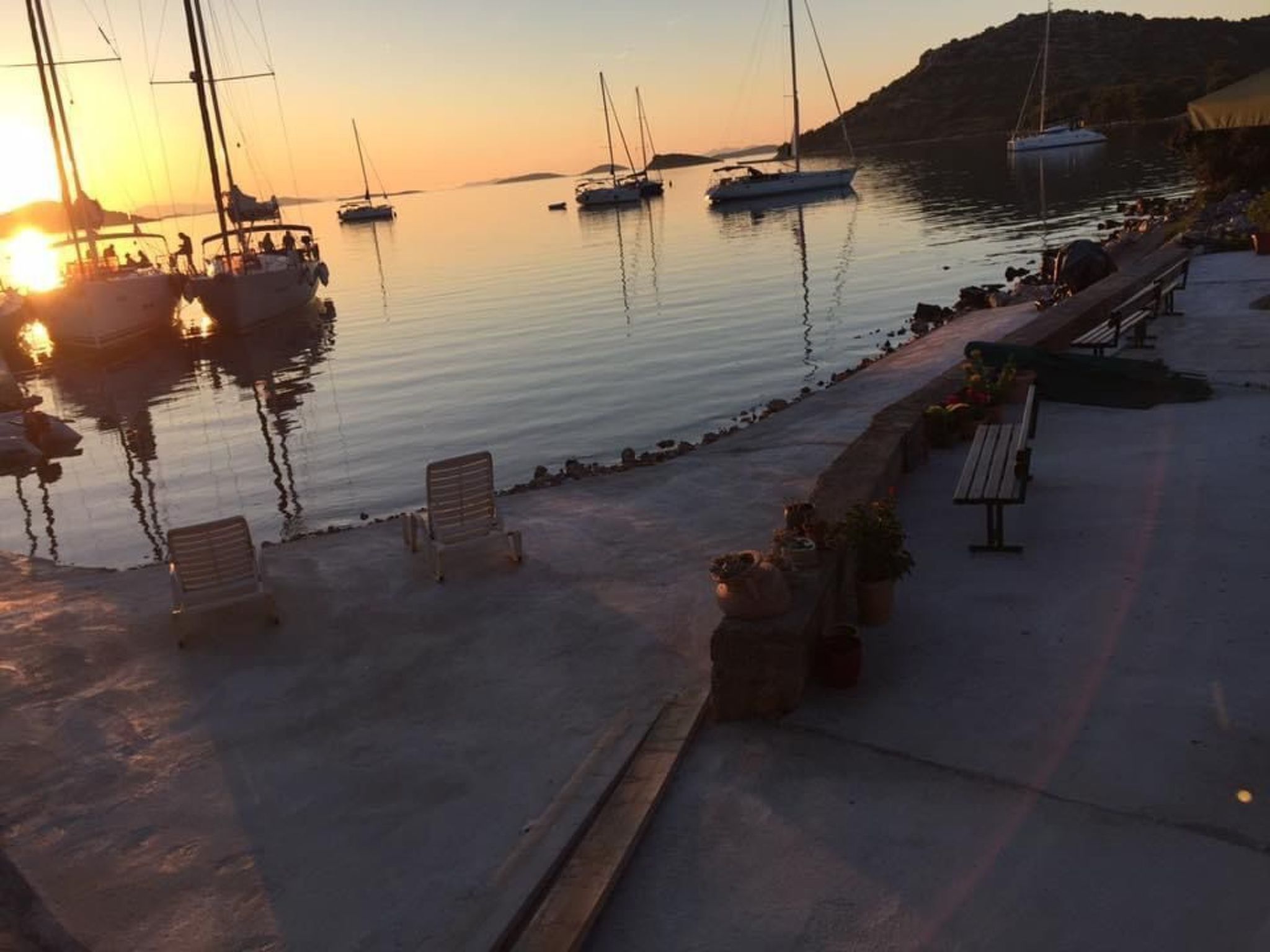 Strandhaus Danica - Ferienanlage Bain, Žut - Kornati-Binnen