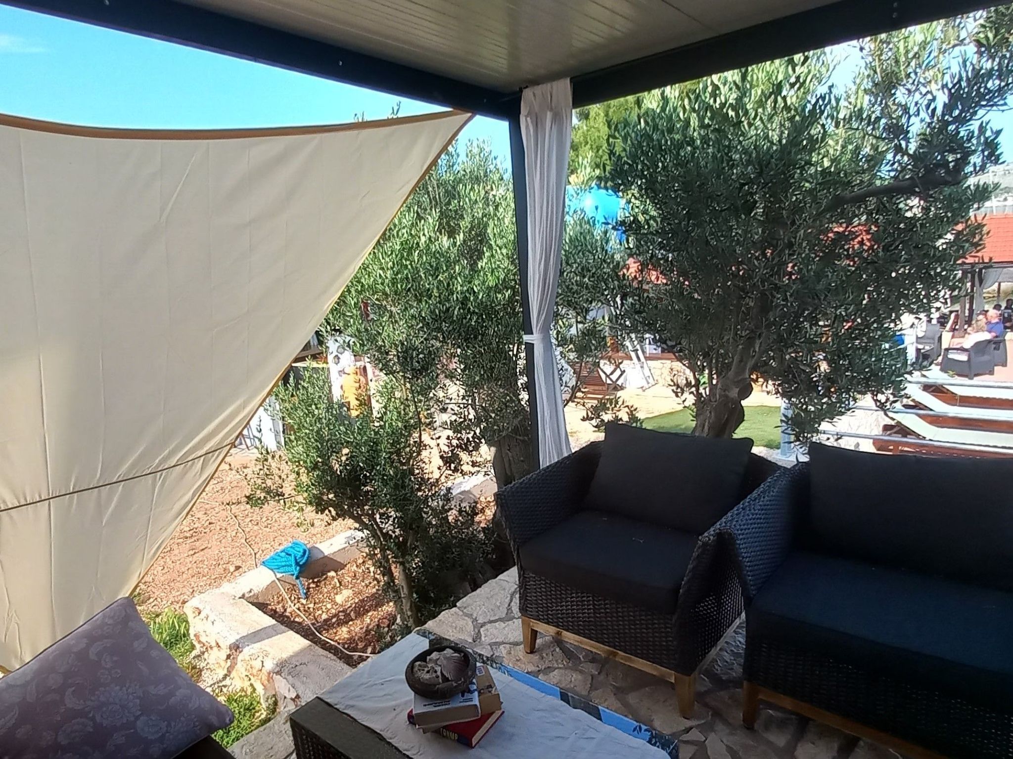 Strandhaus Sofia - Ferienanlage Bain, Žut - Kornati-Binnen