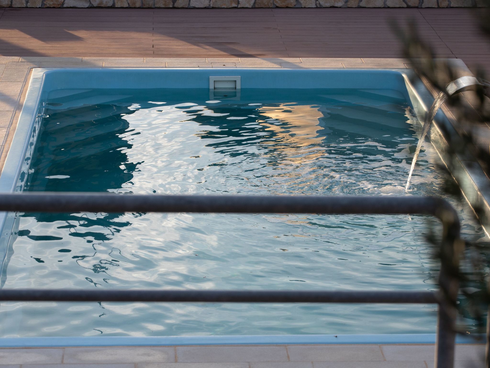 Strandhaus Lady - Ferienanlage Bain, Žut - Kornati-Binnen