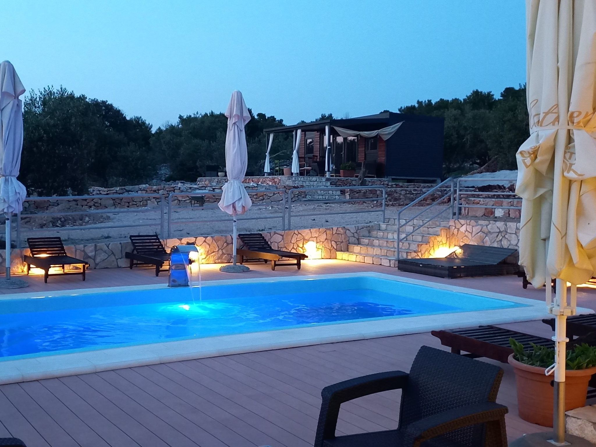 Strandhaus Lady - Ferienanlage Bain, Žut - Kornati-Binnen