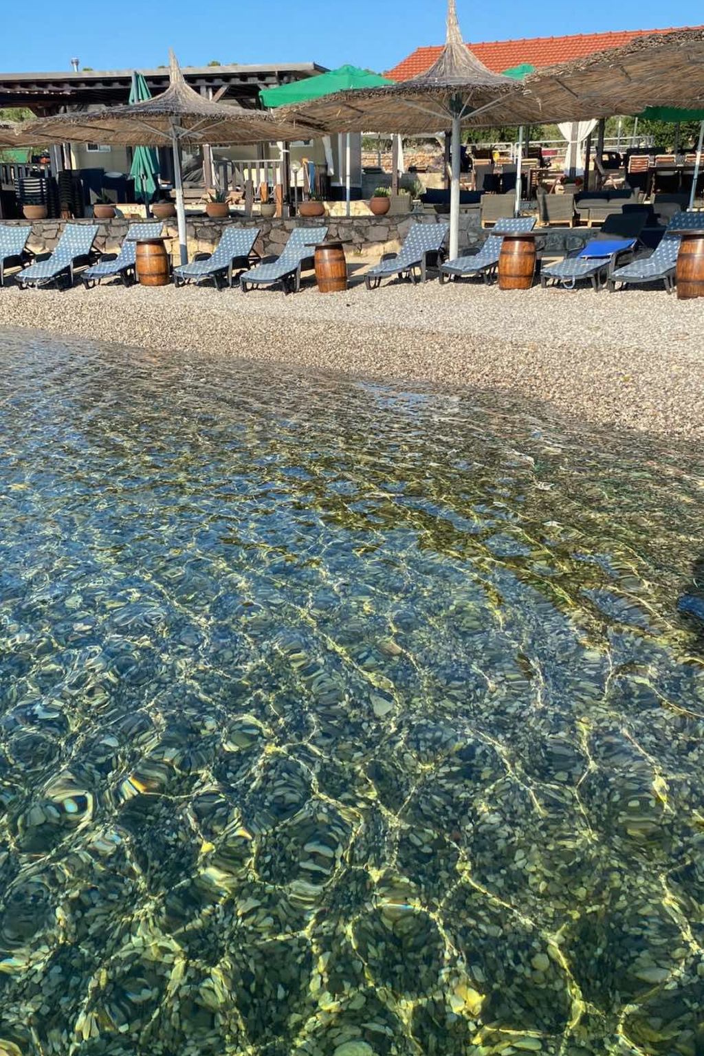 Strandhaus Lady - Ferienanlage Bain, Žut - Kornati-Binnen