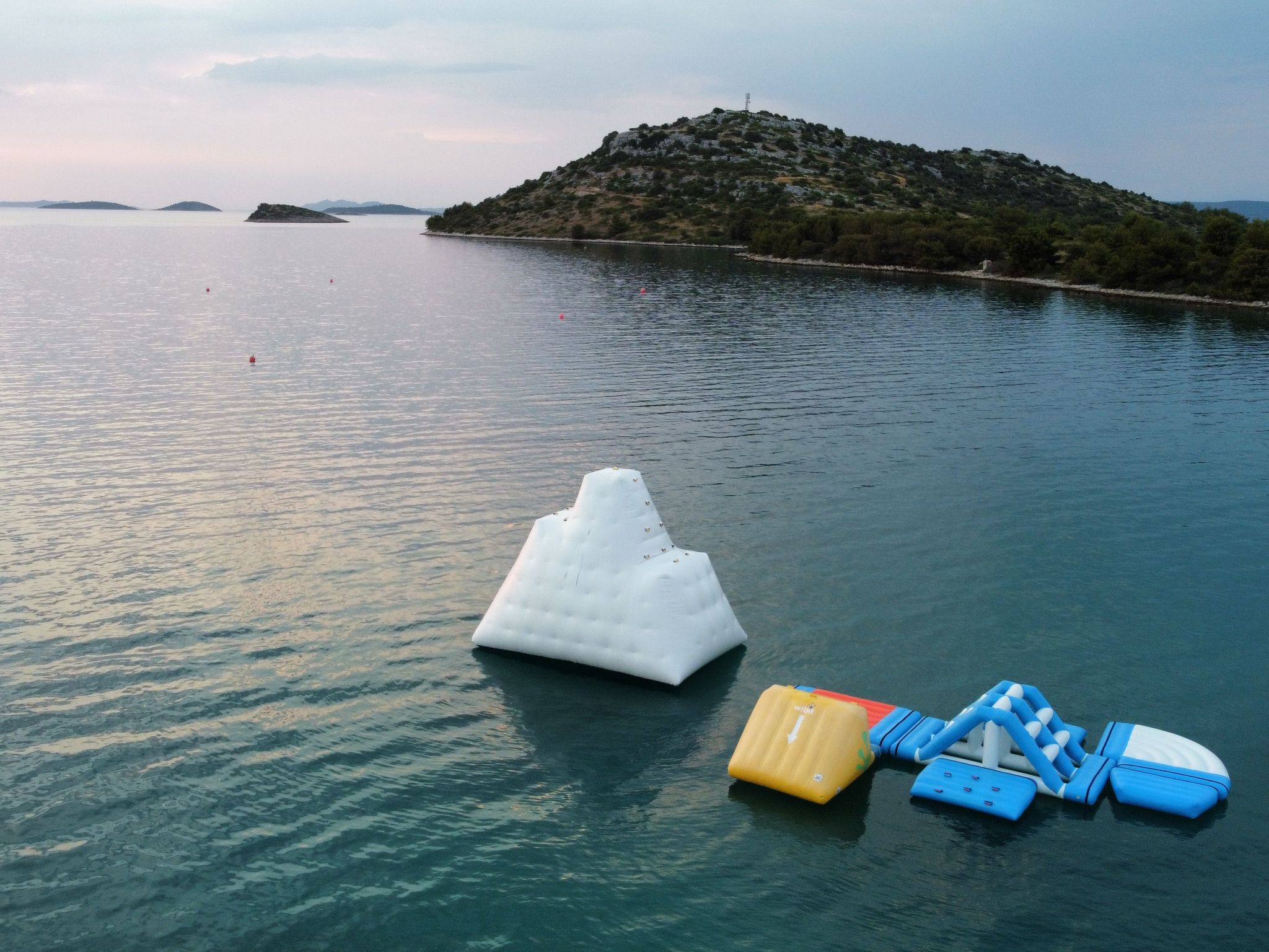 Strandhaus Lady - Ferienanlage Bain, Žut - Kornati-Binnen