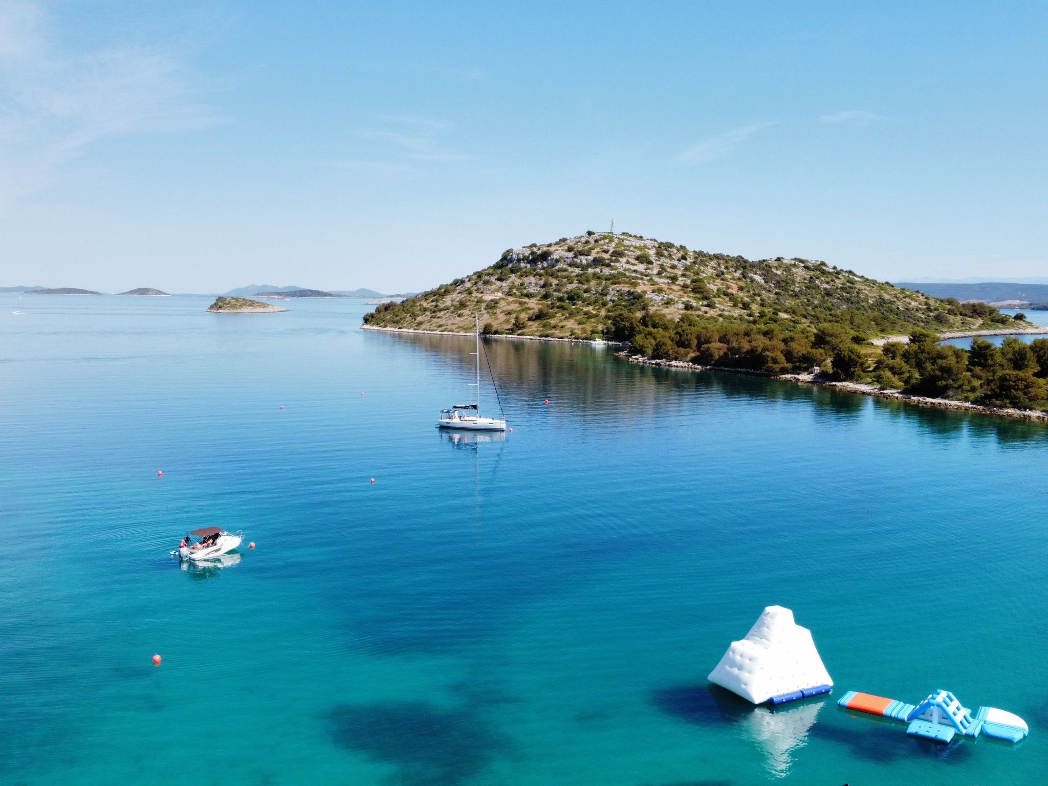 Strandhaus Lady - Ferienanlage Bain, Žut - Kornati-Binnen