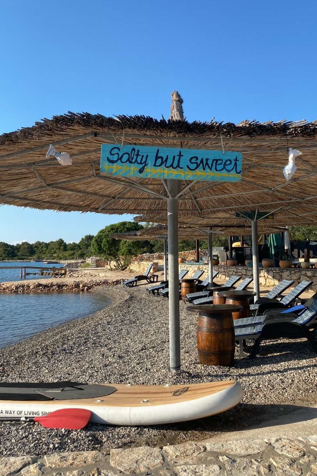 Strandhaus Lady - Ferienanlage Bain, Žut - Kornati-Binnen