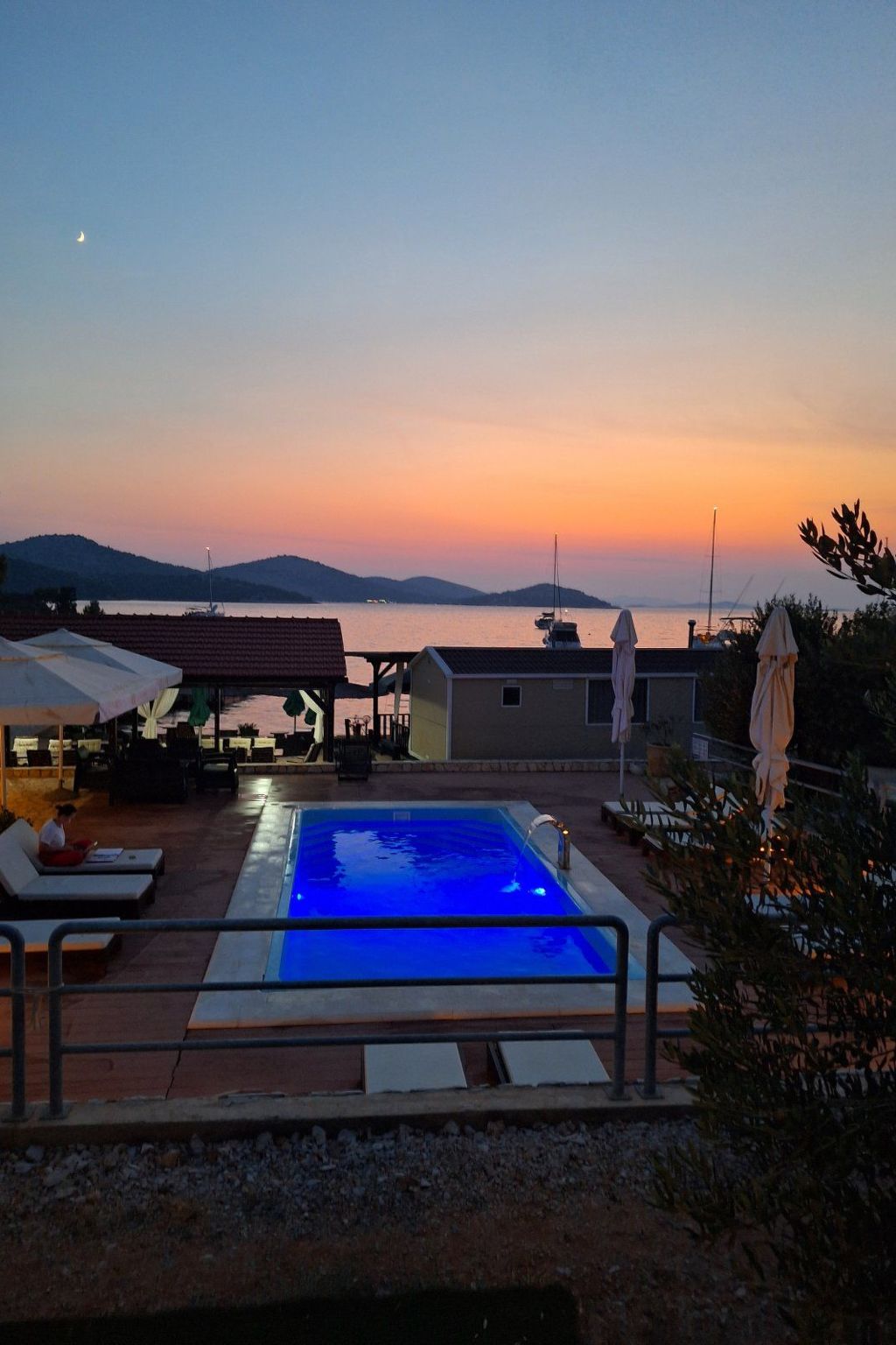 Strandhaus Lady - Ferienanlage Bain, Žut - Kornati-Binnen