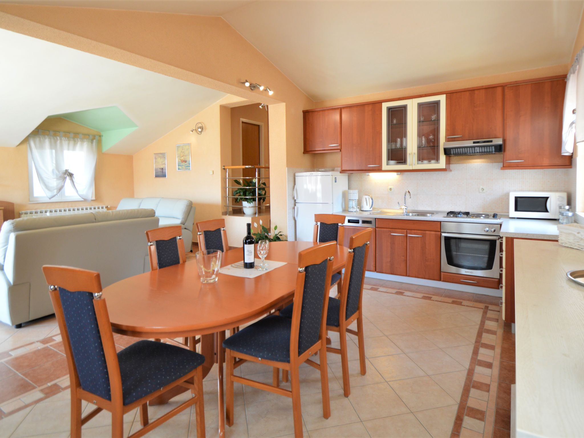 Kitchen / Dining Room