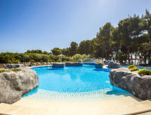 Direct aan zee in Vodice: knus appartement voor 2 op Matilde Beach Resort - thumbnail 1
