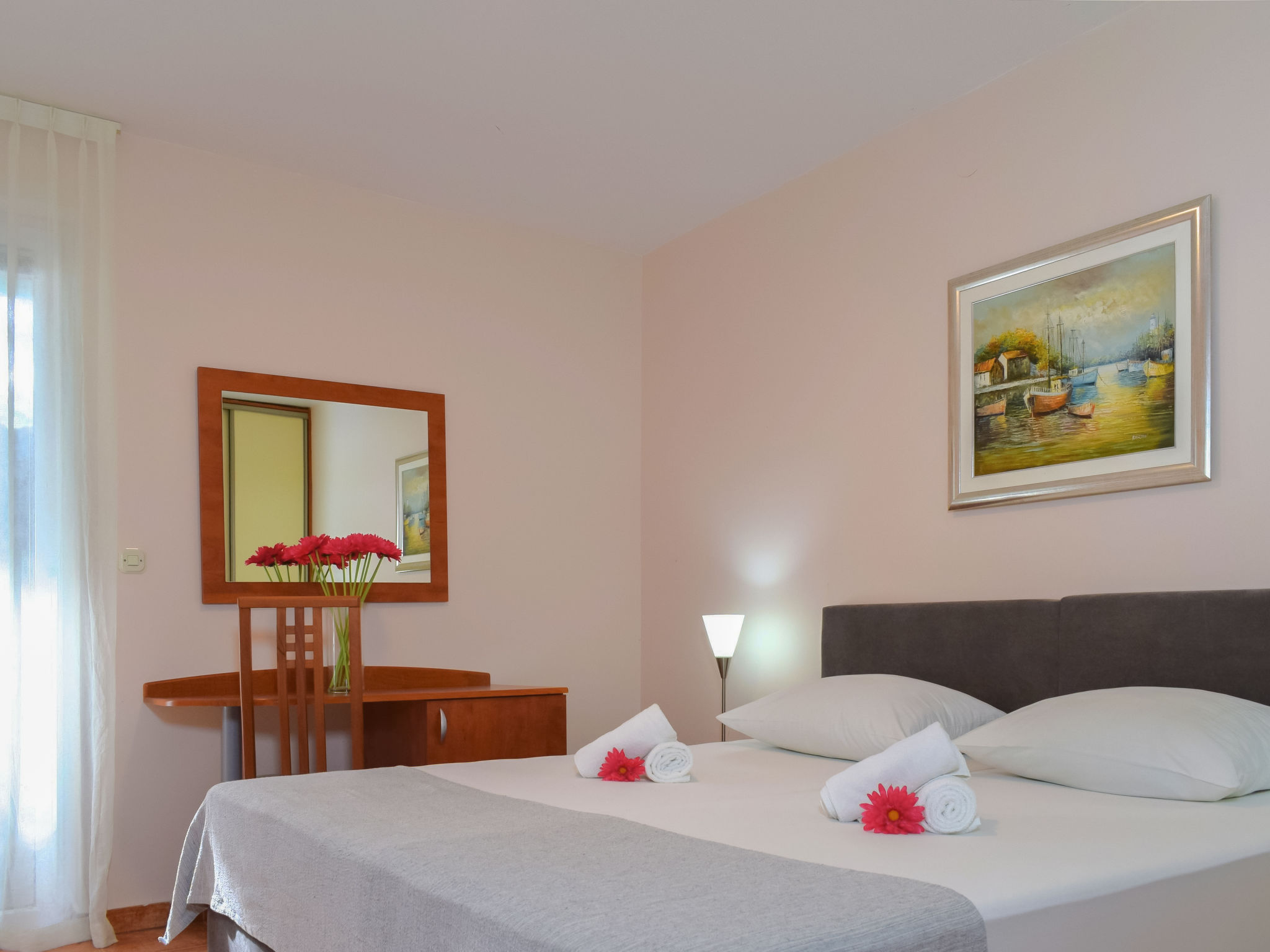 Kindvriendelijk resort direct aan zee in Vodice met zwembad en ontbijt - foto 7