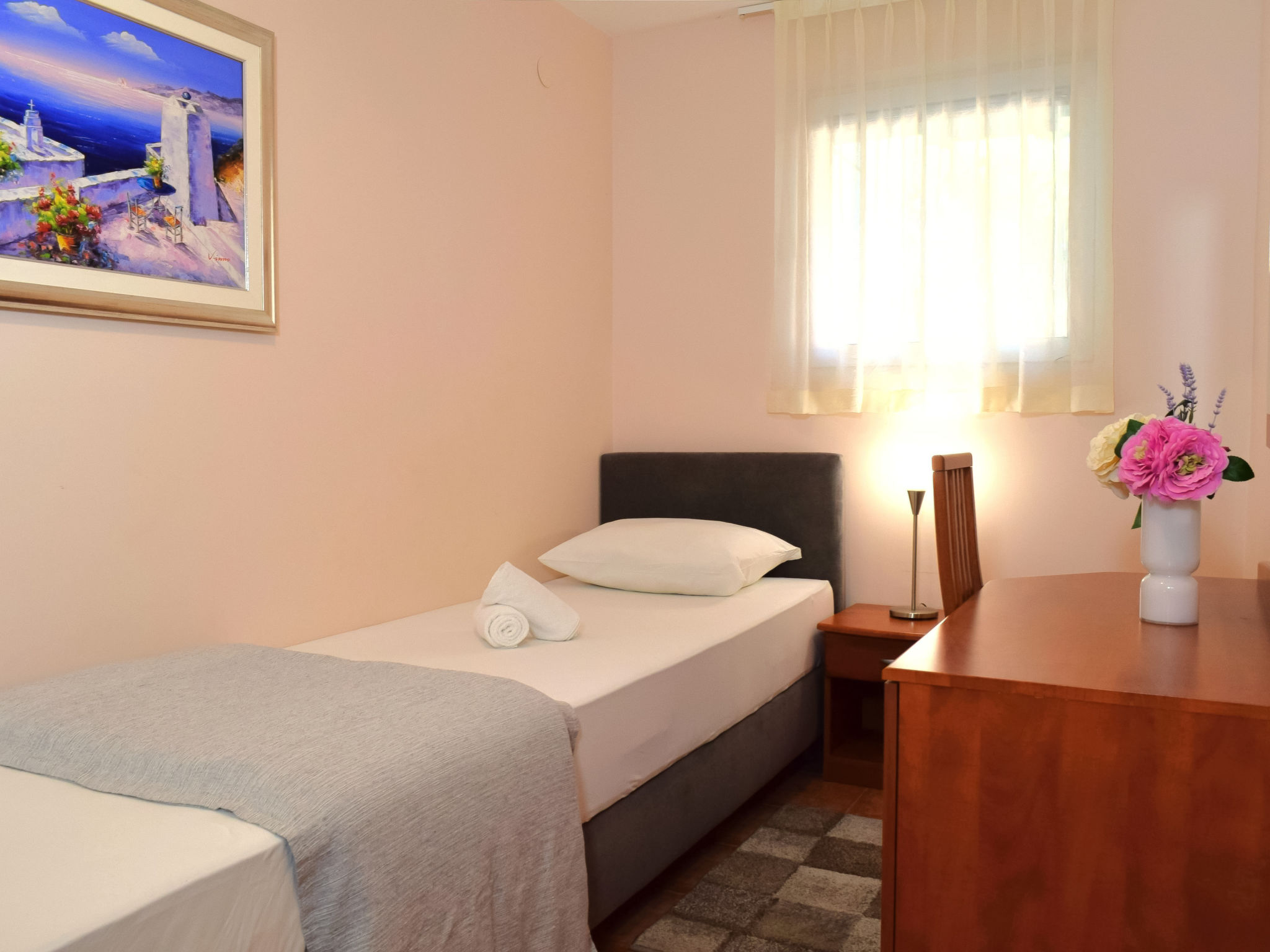 Kindvriendelijk resort direct aan zee in Vodice met zwembad en ontbijt - foto 11