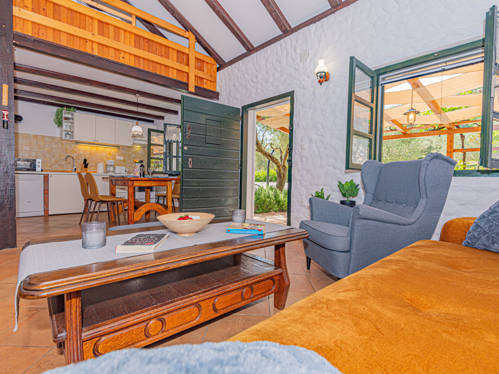 Kitchen / Dining Room