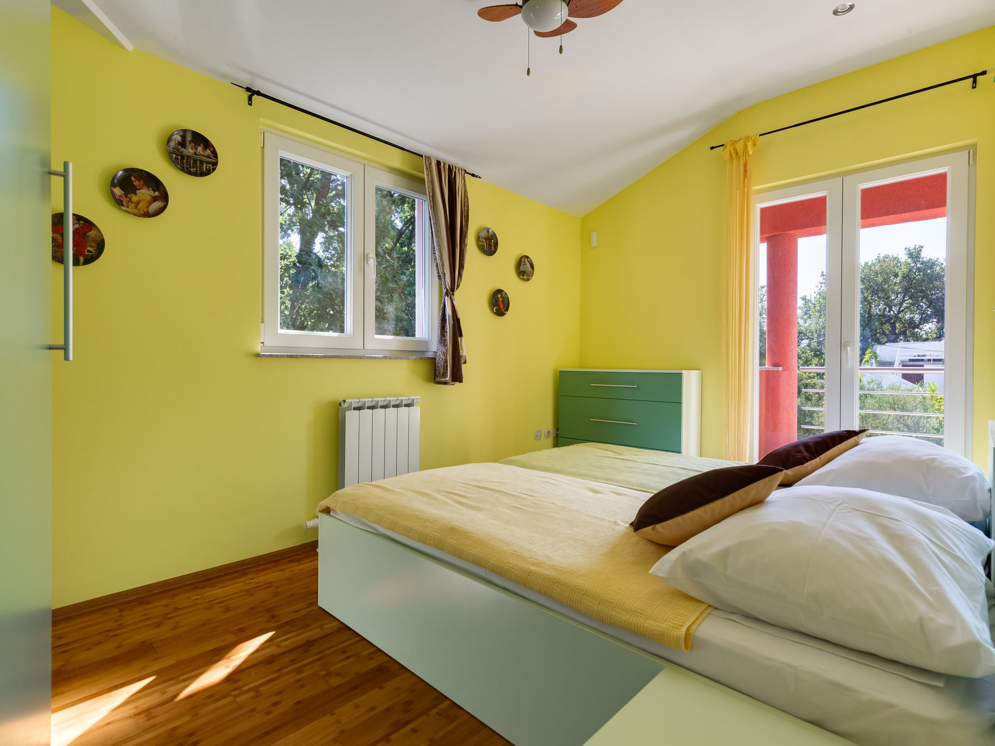 Zonovergoten twee-onder-een-kapwoning op 200 meter van het strand in Srima - foto 27