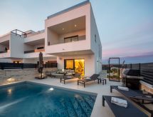 Villa Vodice Sky: Modern designvilla met privézwembad op loopafstand van de Adriatische Zee - thumbnail 1