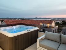 Villa Vodice Sky: Modern designvilla met privézwembad op loopafstand van de Adriatische Zee - thumbnail 5