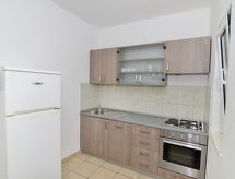 Knus appartement voor 5 aan de Adriatische kust in Vodice - thumbnail 5