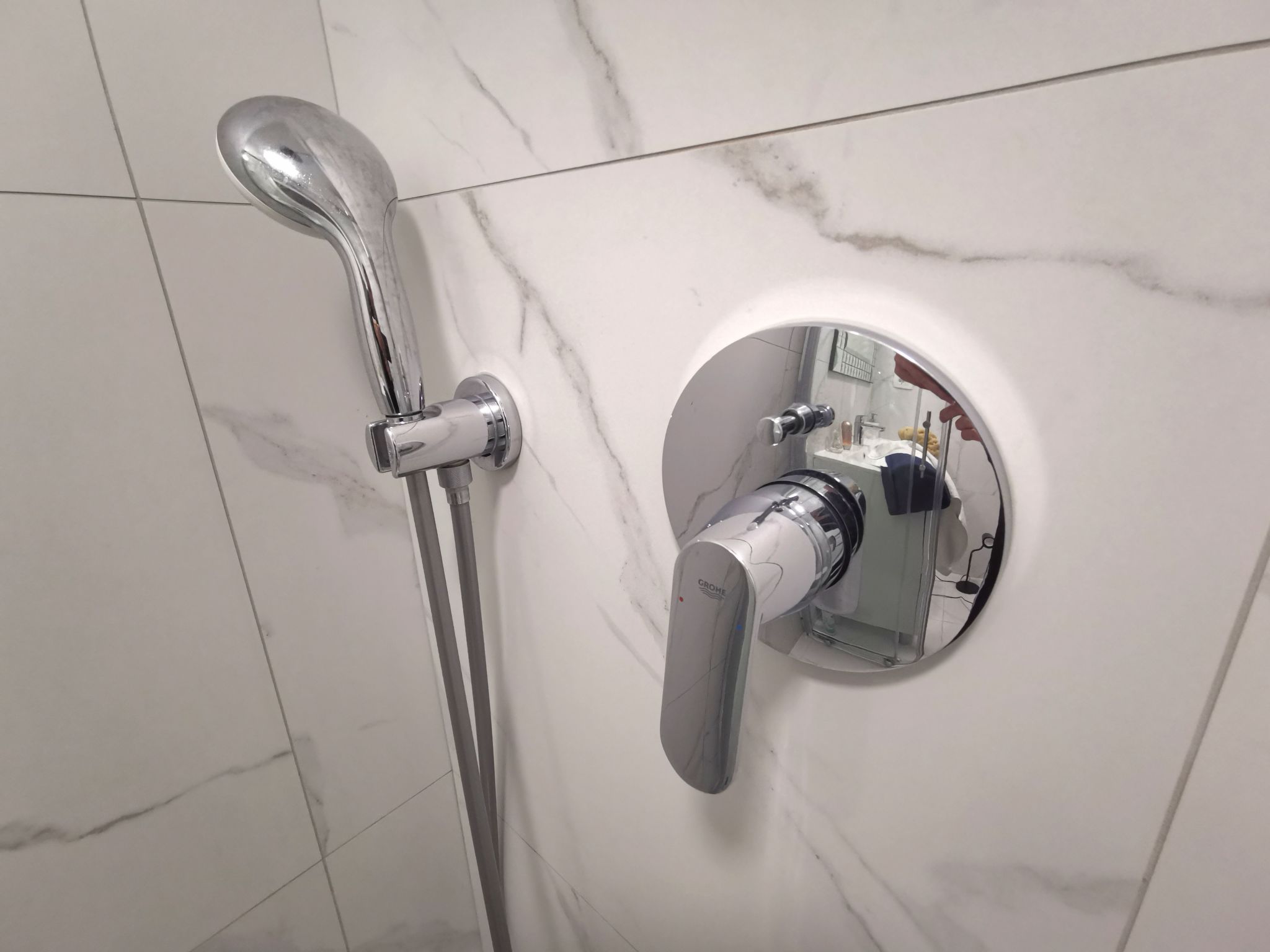 Deluxe-Apartment - moderne und stilvolle Unterkunft-Binnen