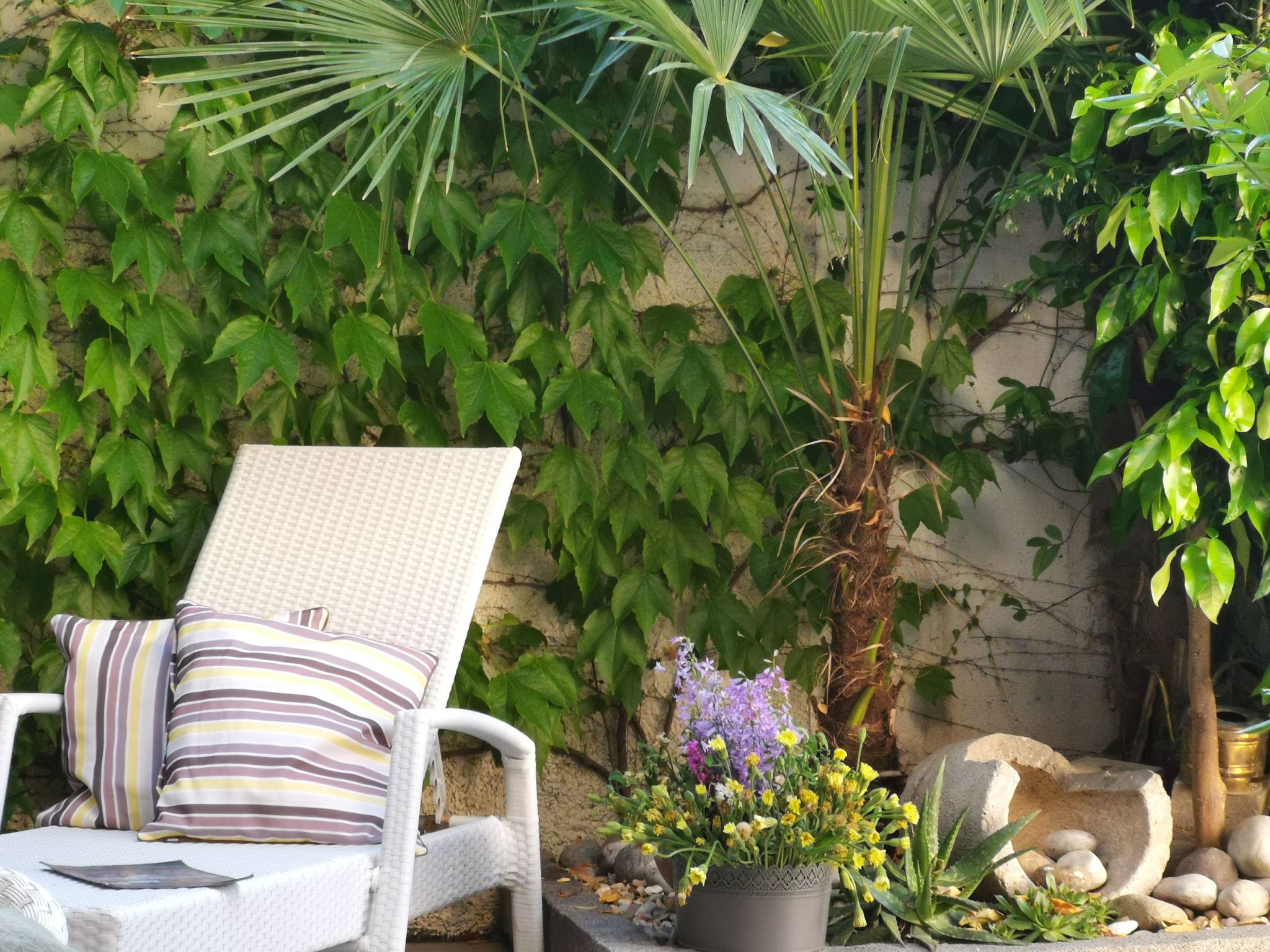 Romantische Luxuswohnung mit Garten, Pool — Terrace (4 of 44)