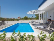 Charmante Villa Nadija in der Nähe des Strandes
