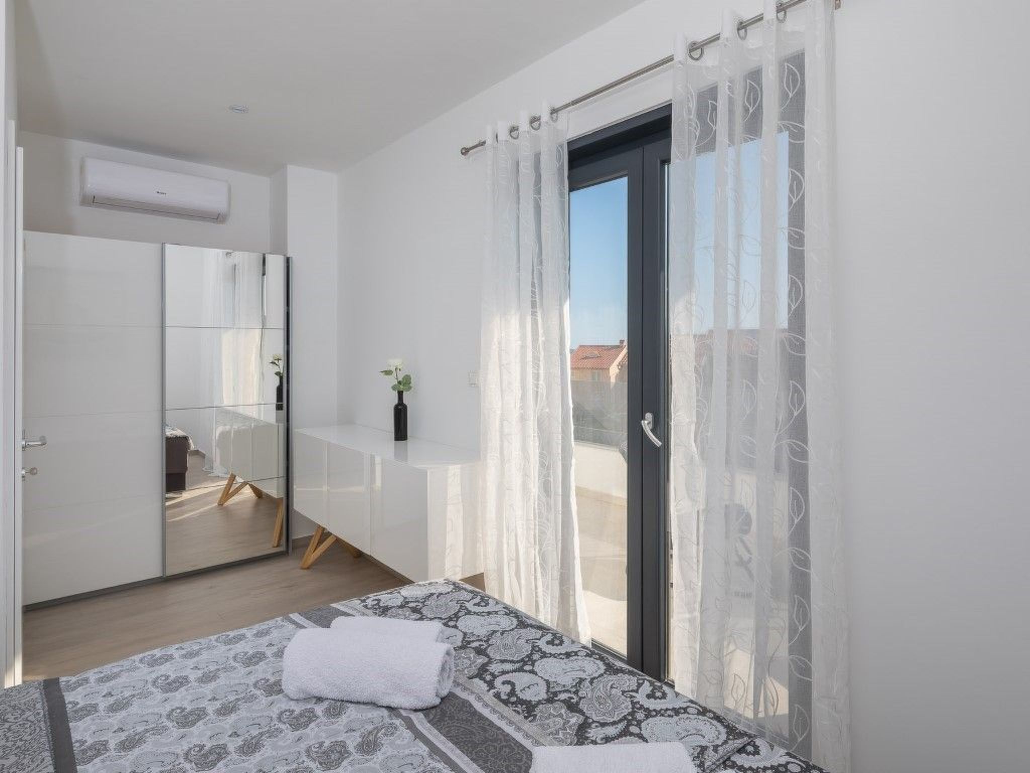 Charmante Villa Nadija in der Nähe des Strandes-Binnen