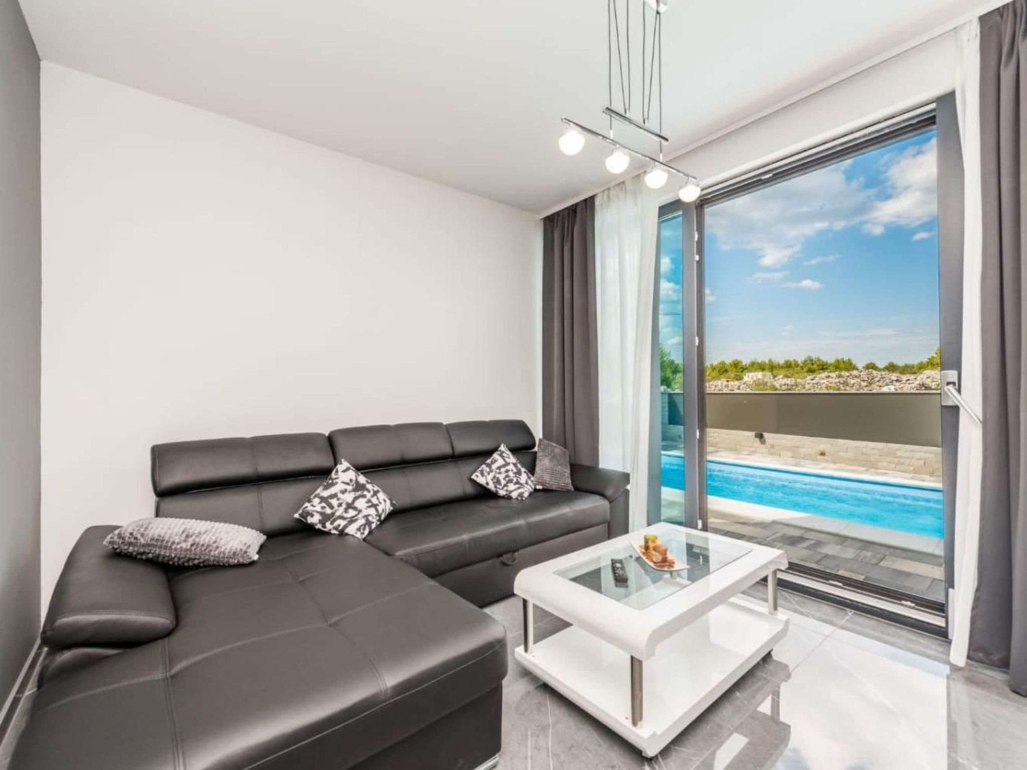 Villa Sandy Bay in Vodice-Drinnen