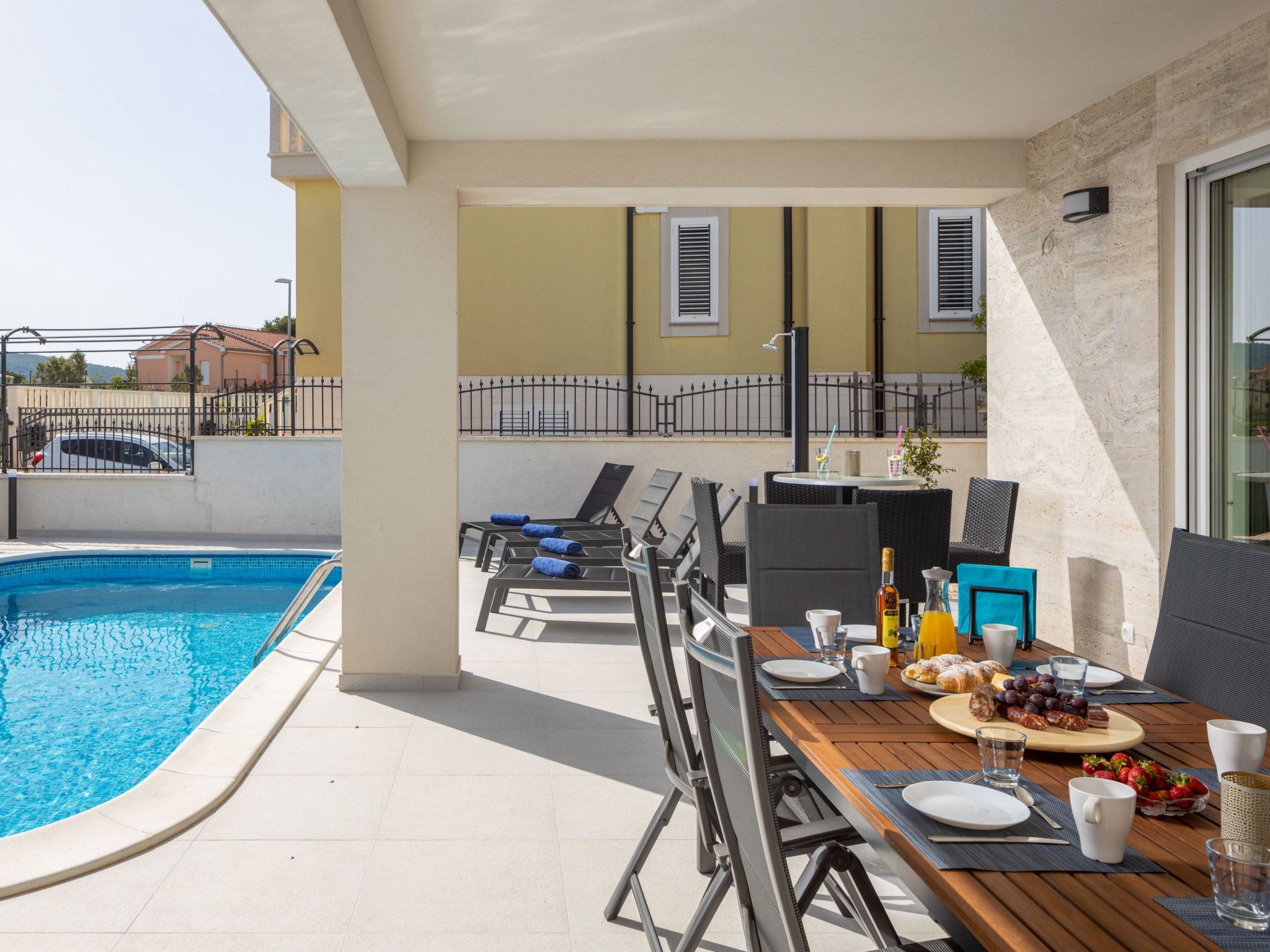 Unknown Accommodation-Inside