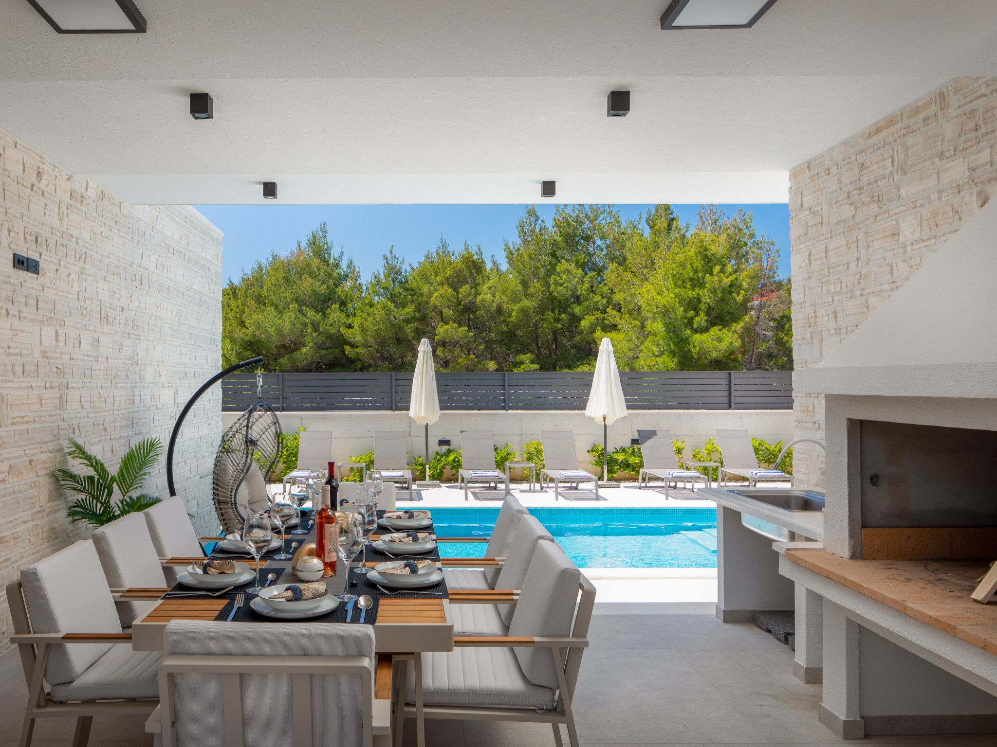 Für 10 Personen in Sria-Binnen