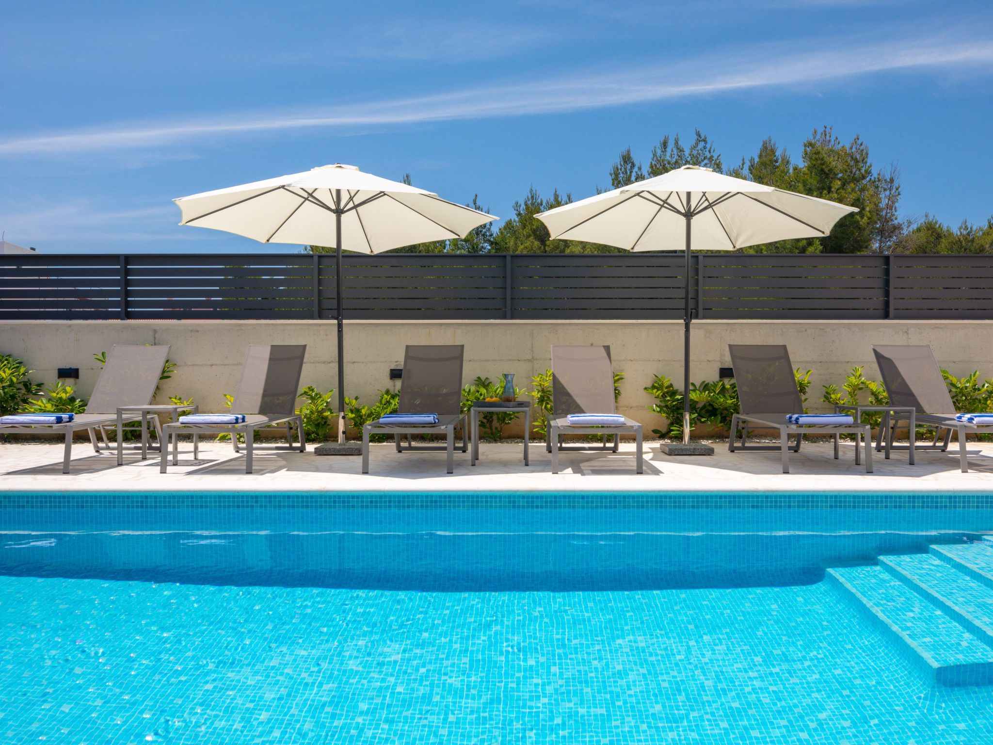 Für 10 Personen in Sria-Binnen