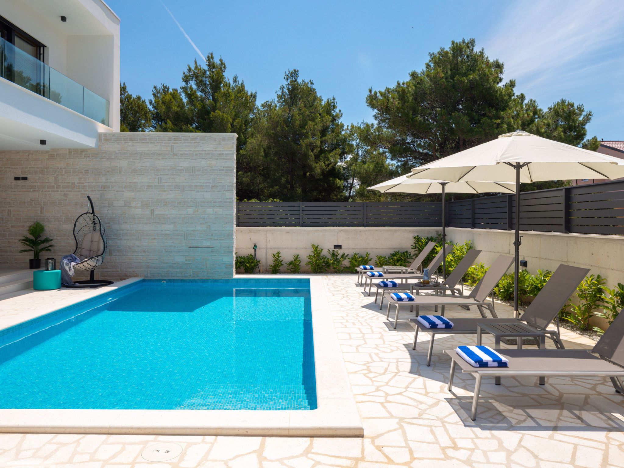 Für 10 Personen in Sria-Binnen