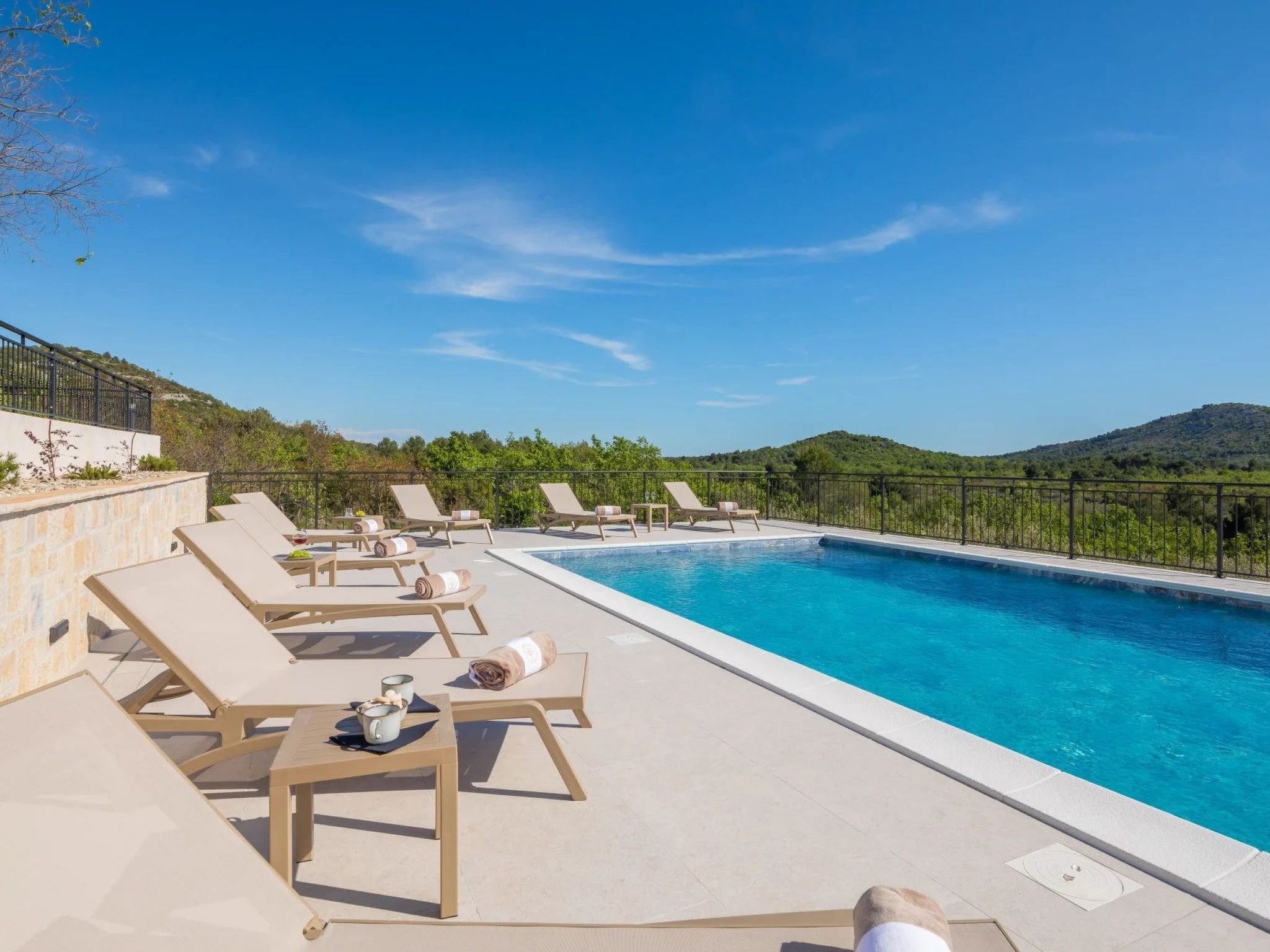 Villa La Meravigliosa-Image-tags.info