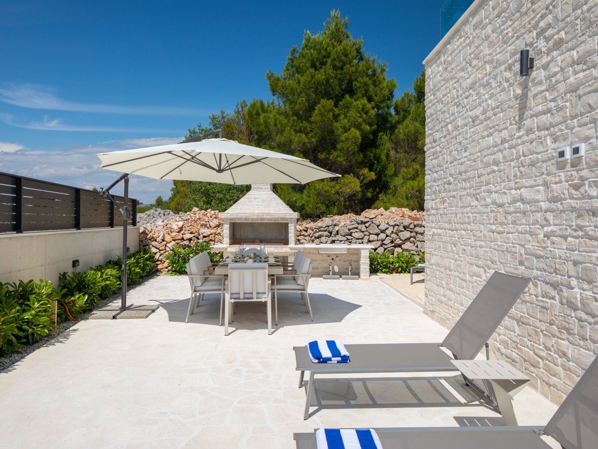 Villa Luka in der Stadt Srima-Binnen