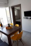 Knus appartement met balkon op loopafstand van zee in Vodice - thumbnail 2
