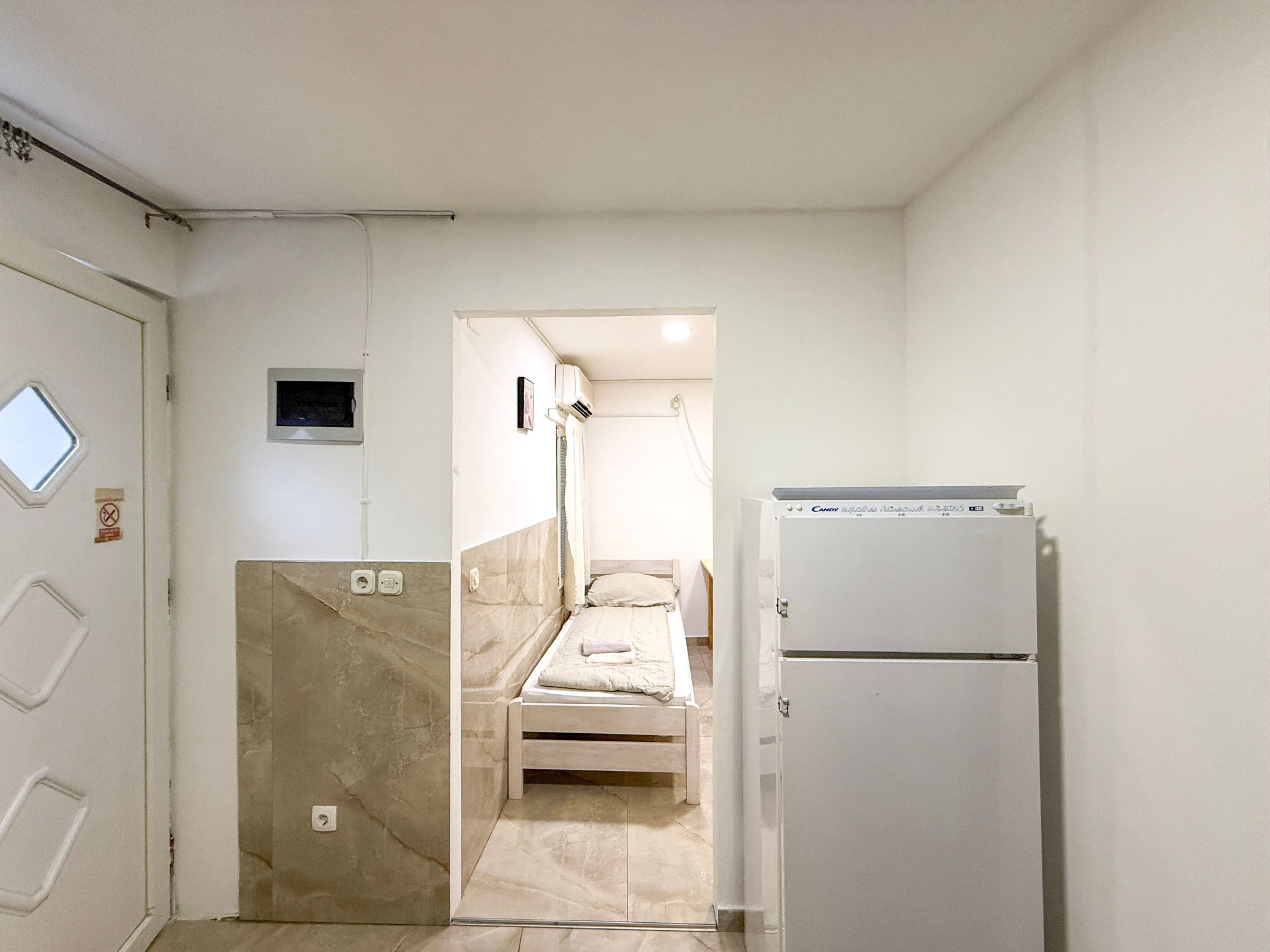 In Vodice mit Terrasse-Dedans