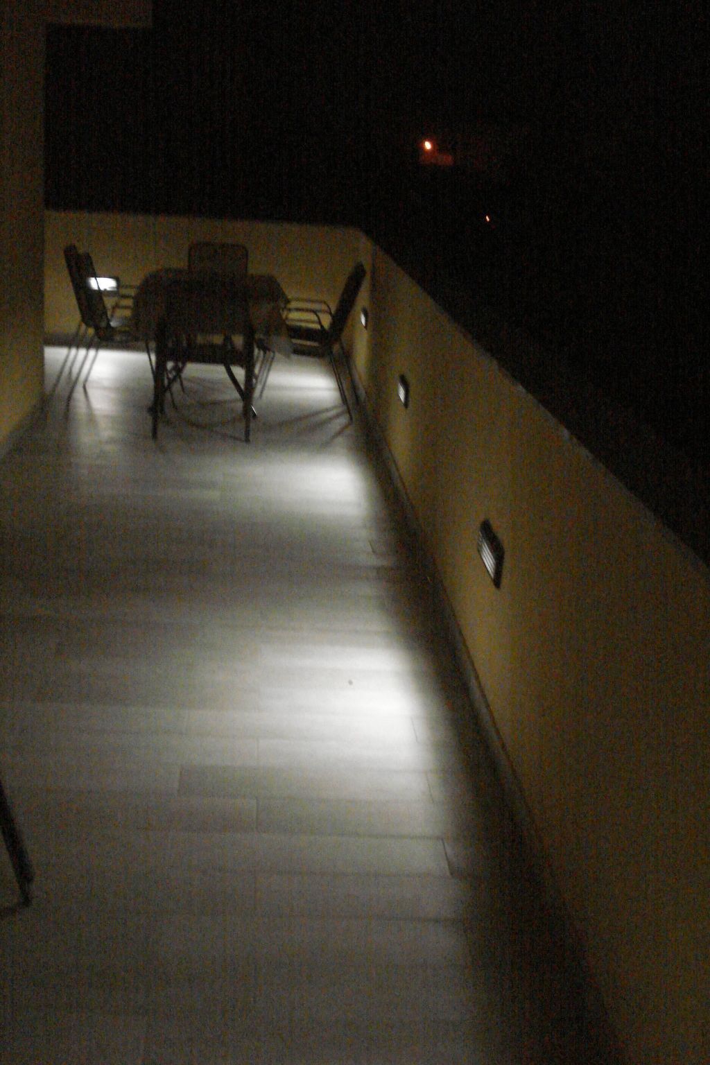 Moderne Ferienwohnung in Vodice mit Grill