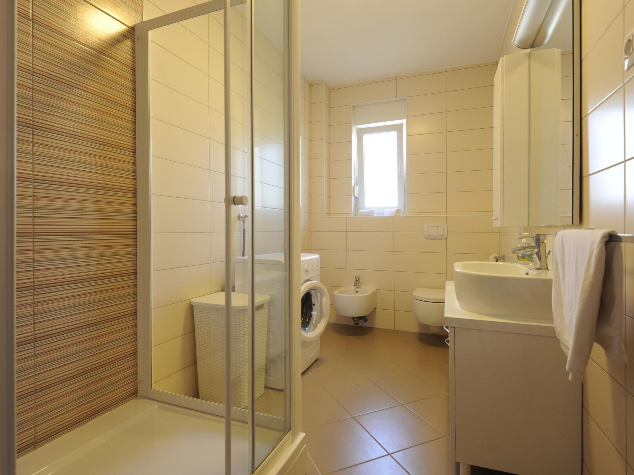 Moderne Ferienwohnung in Vodice mit Grill-Drinnen