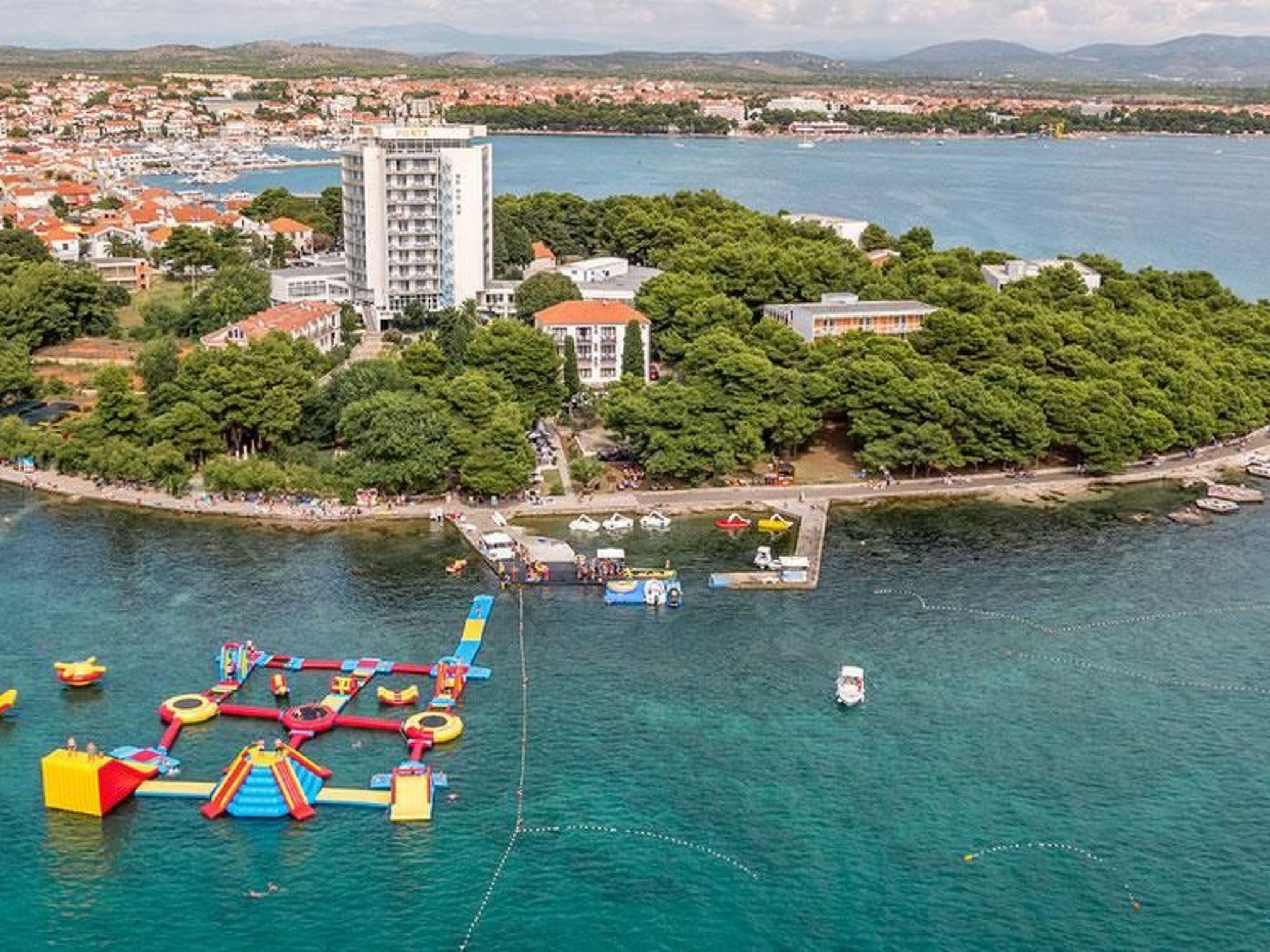 Moderne Ferienwohnung in Vodice mit Grill-Draußen