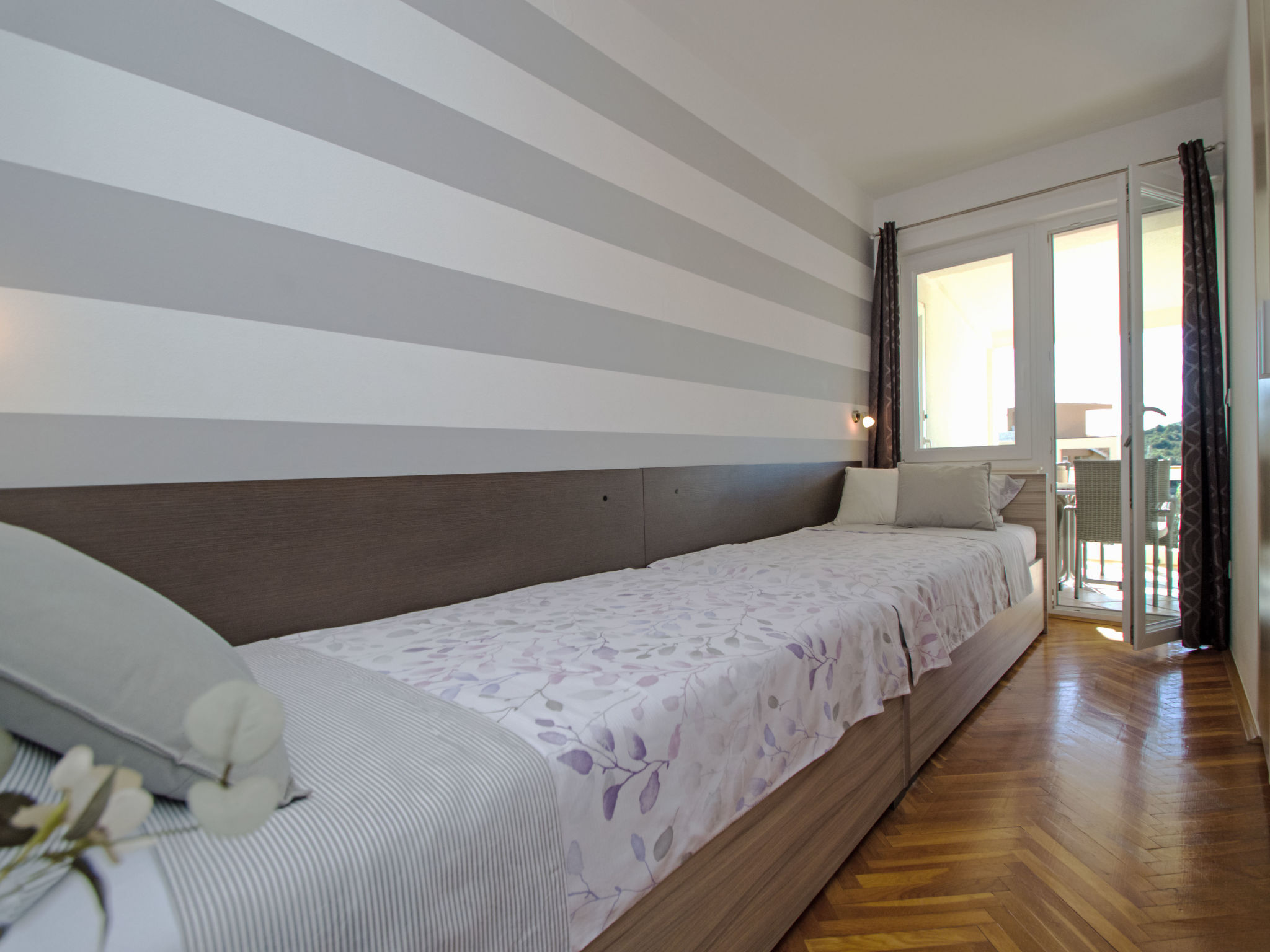Aquanur: Modern appartement aan zee met zwembad in Sovlje, Tribunj - foto 13