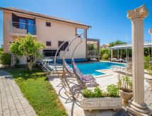 Holiday home Slava i Oksana