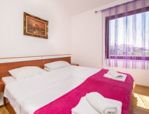 Holiday home Slava i Oksana