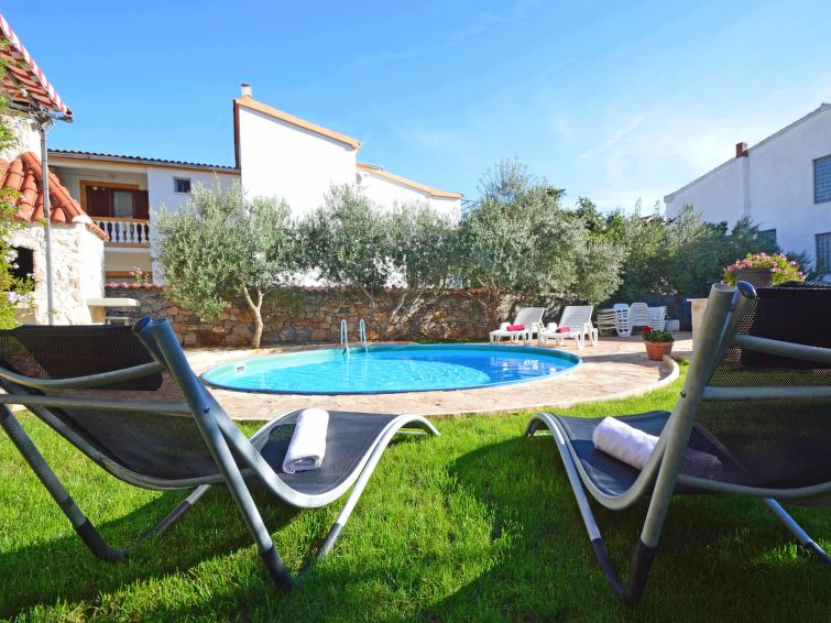Search and Stay Destinations. Holiday Rentals in Vodice, Grad Vodice - Šibenik-Knin County - Croatia