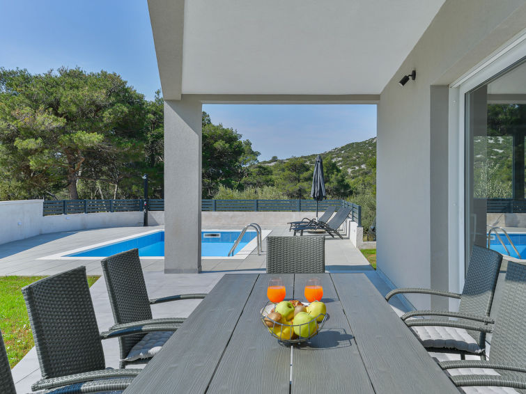 Search and Stay destination Tribunj, Šibensko-kninska županija - Croatia from AU$ 528. Gušt