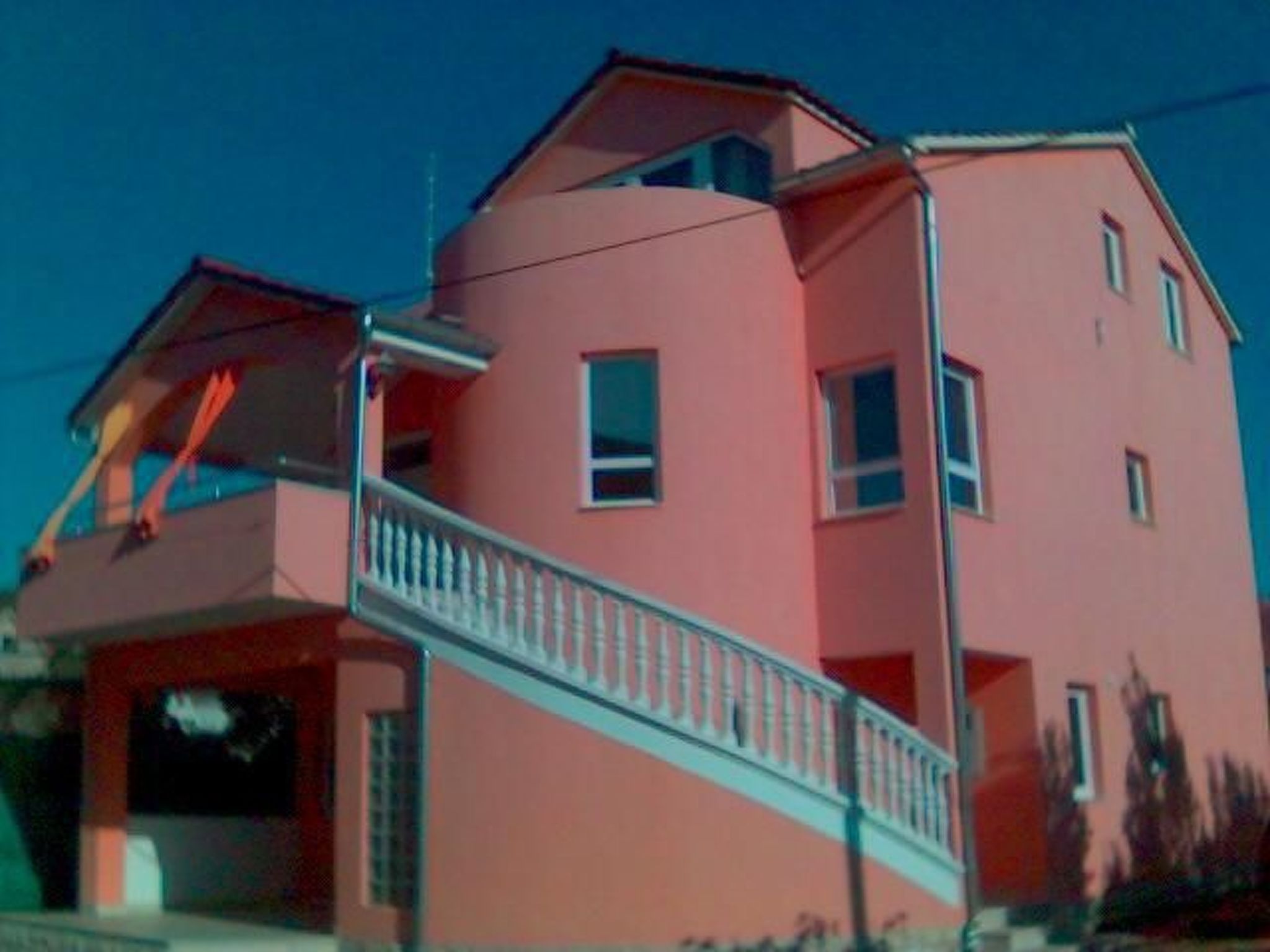 Mit Balkon in guter Lage