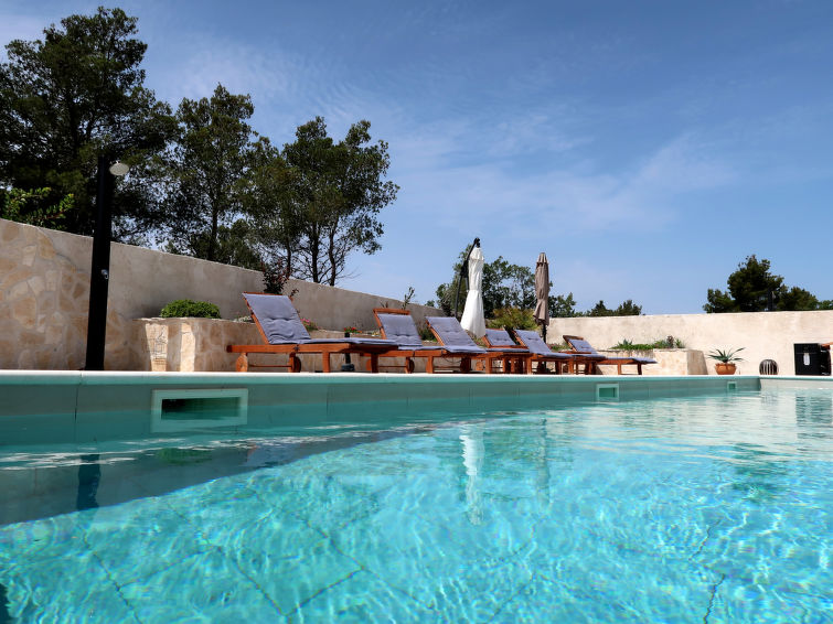 Search and Stay destination Zaton, Šibensko-kninska županija - Croatia from AU$ 565. Carmen