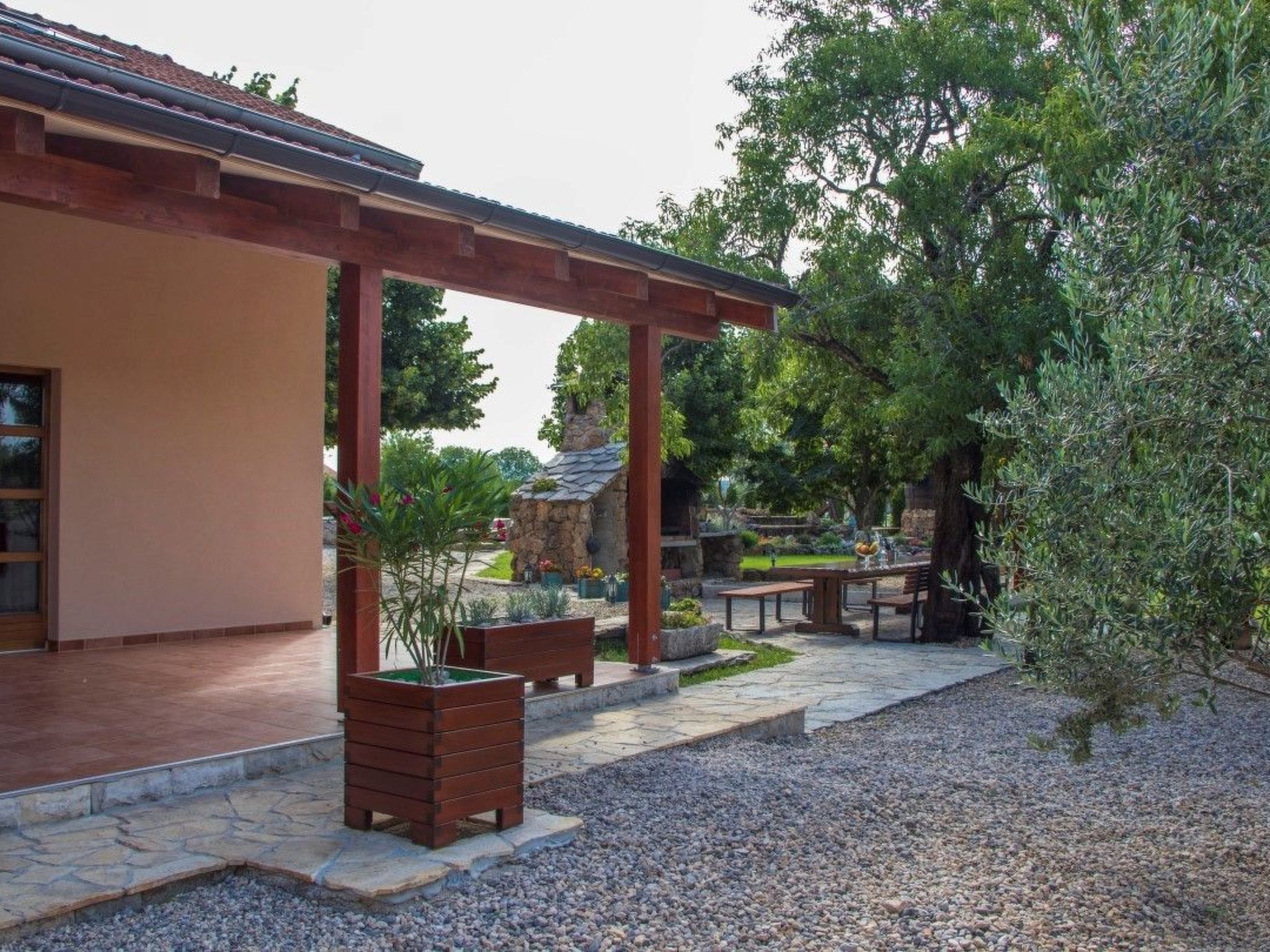 Villa Ni-Sa mit Privatpool für 11 Personen-Drinnen