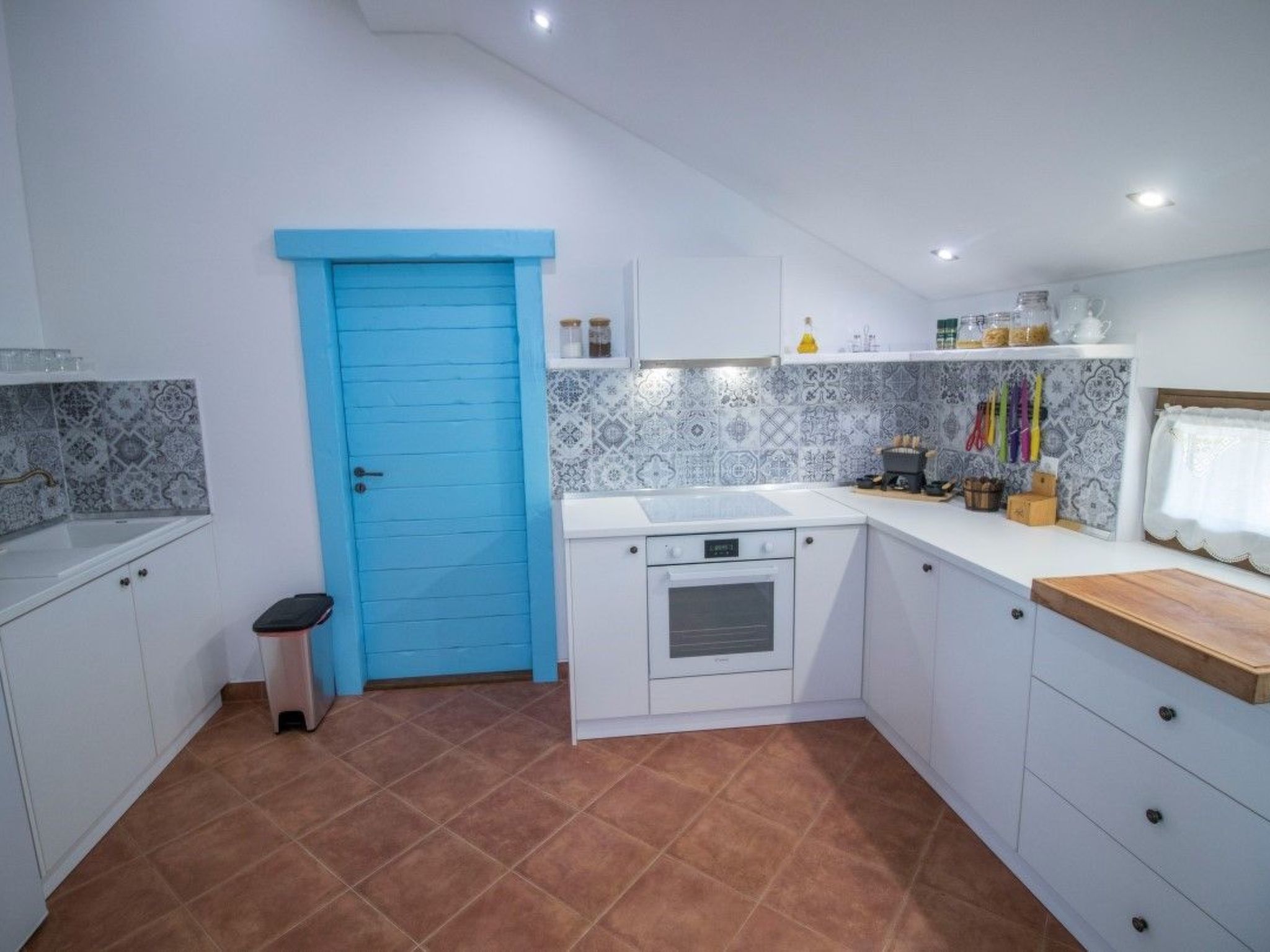 Villa Ni-Sa mit Privatpool für 11 Personen-Drinnen